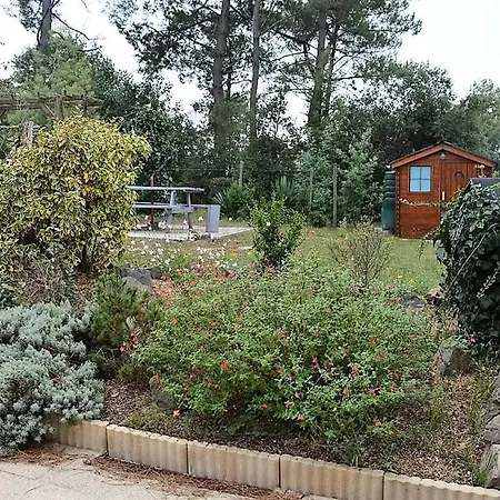 Pres Des Floralies En Lisiere De Foret Hébergement de vacances La Tranche-sur-Mer